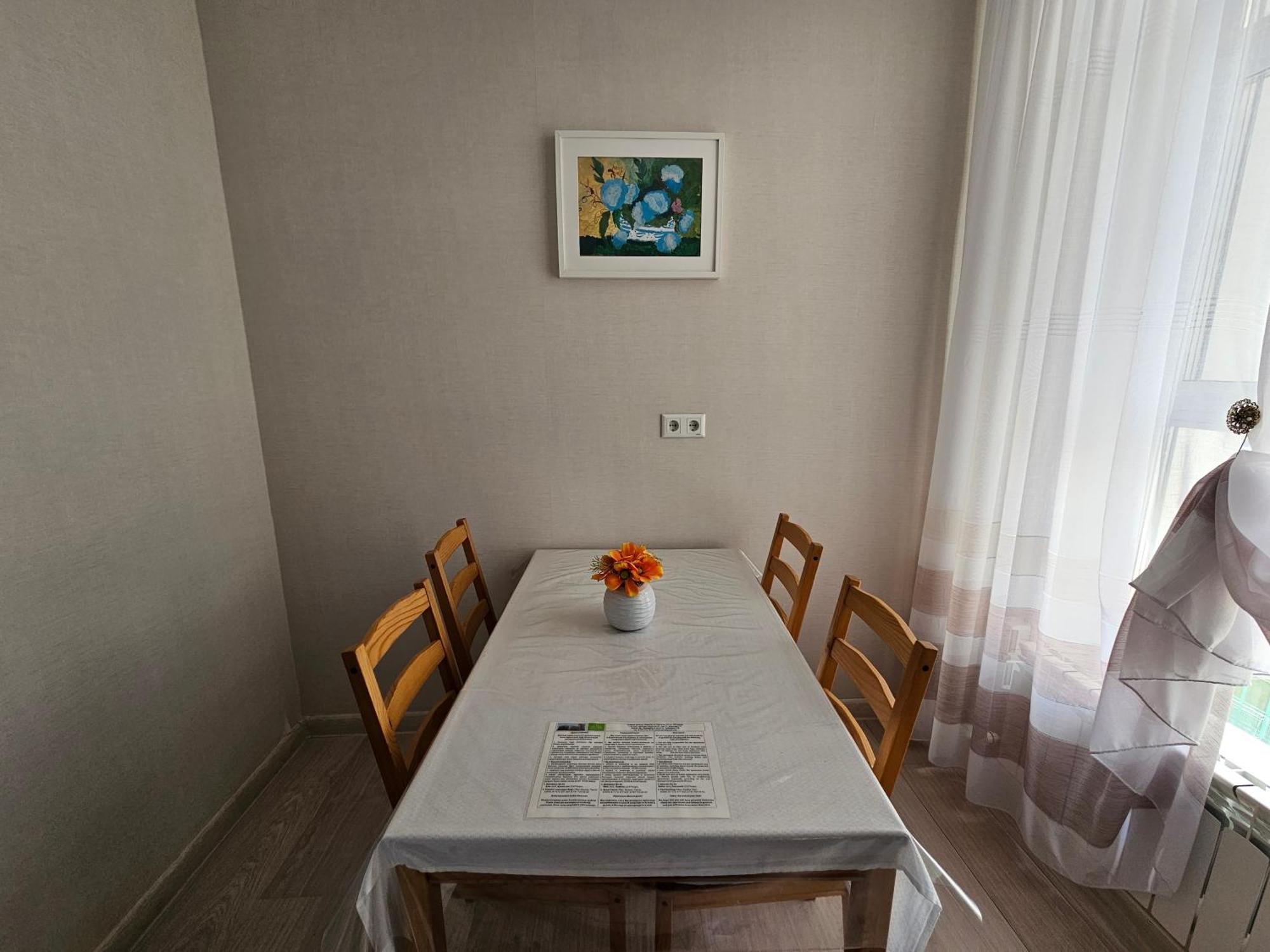 Ernaz Plus Apartments: Promenade Expo Asztana Kültér fotó