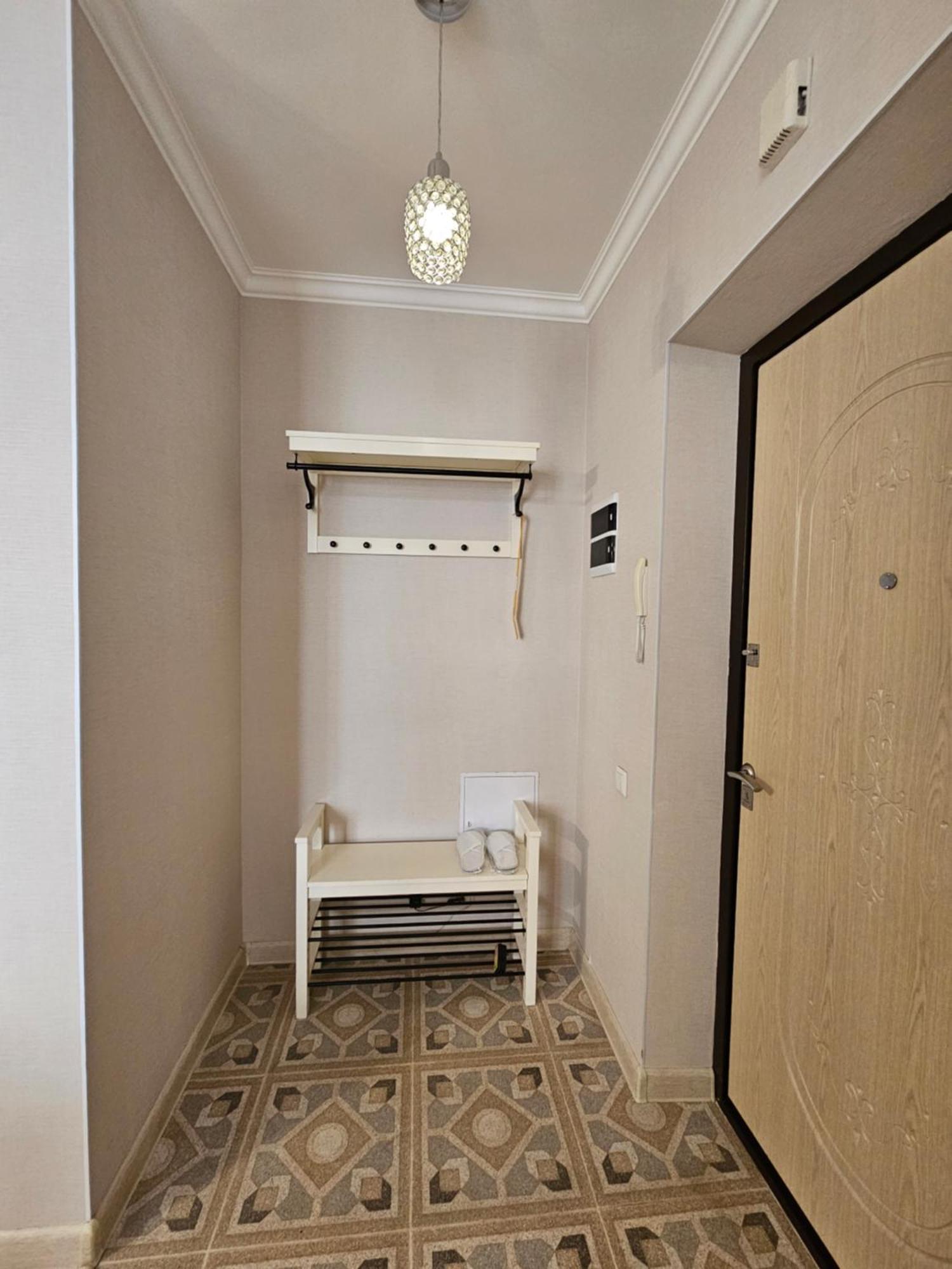 Ernaz Plus Apartments: Promenade Expo Asztana Kültér fotó