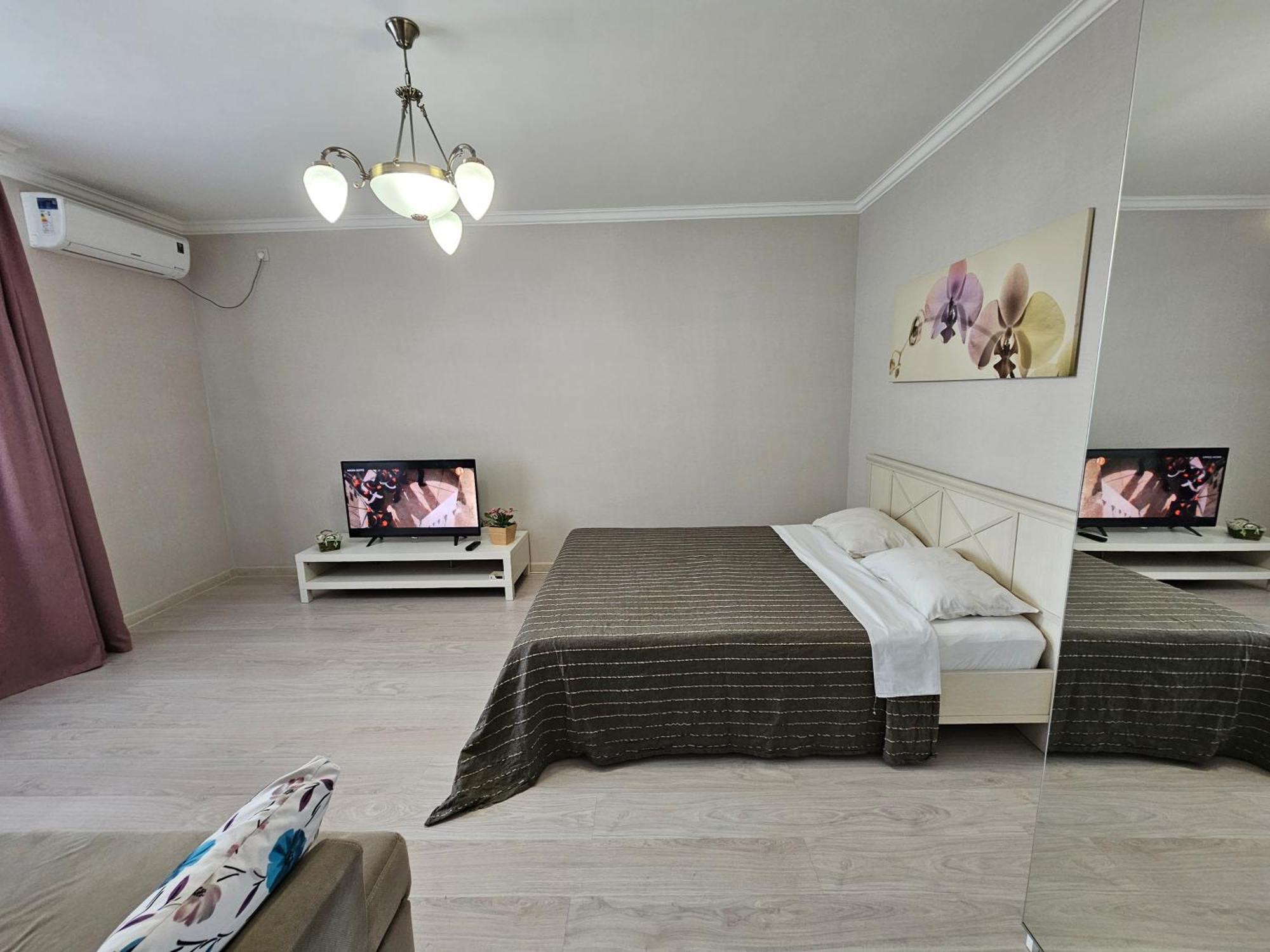 Ernaz Plus Apartments: Promenade Expo Asztana Kültér fotó