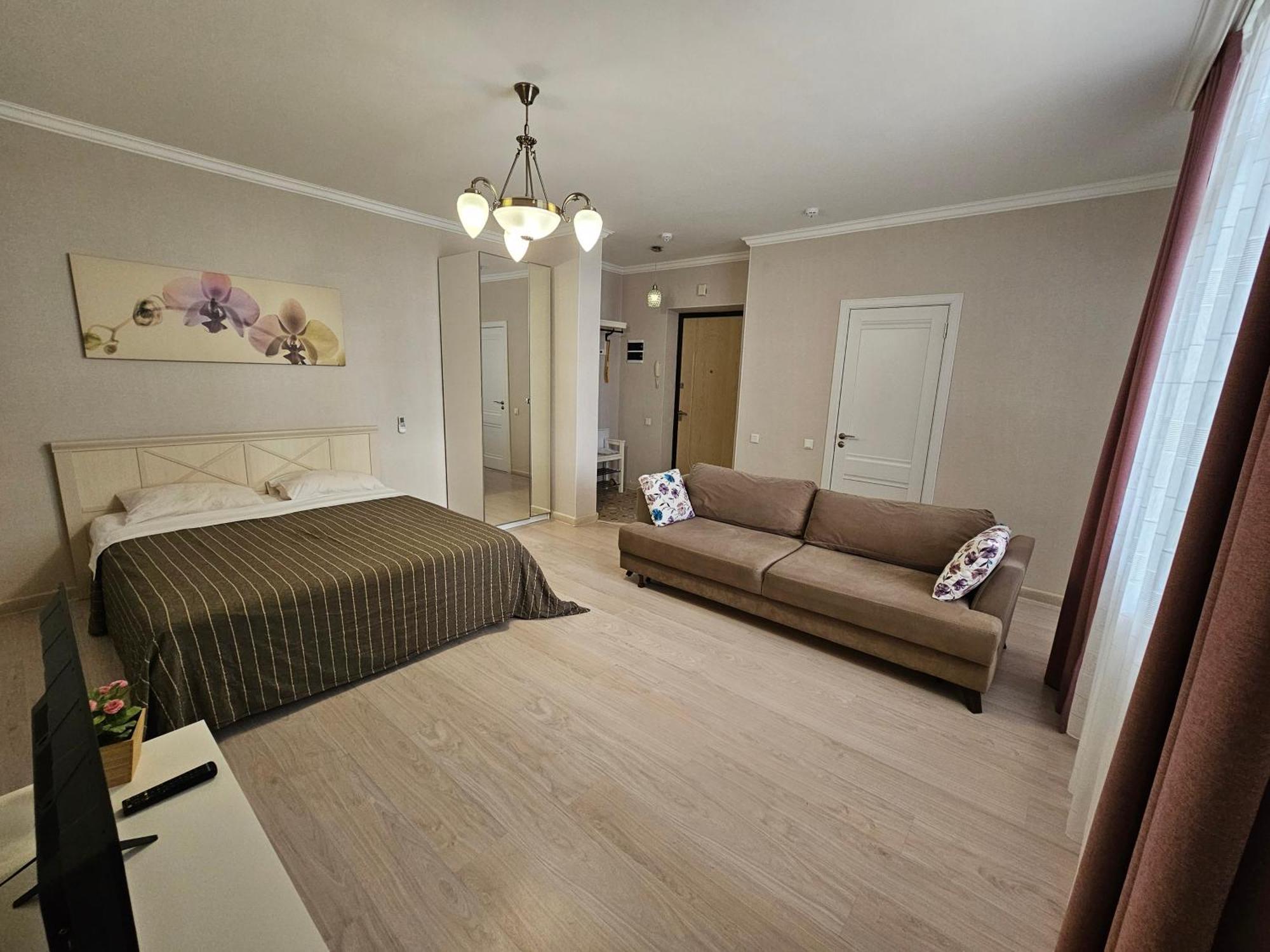 Ernaz Plus Apartments: Promenade Expo Asztana Kültér fotó